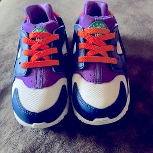Nike huaraches size 8C
